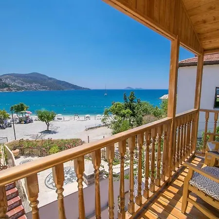 Pier House Otel
