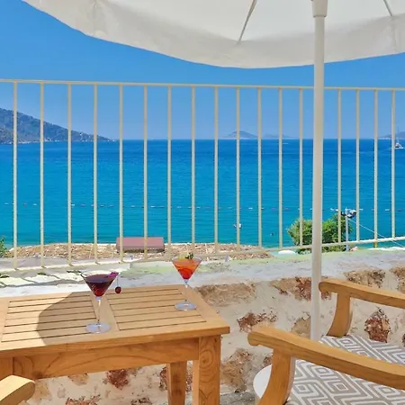Pier House Otel